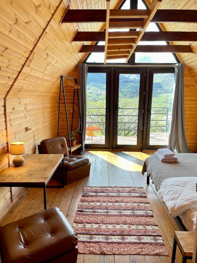Kazbegi Kuro Cottages Luaran gambar