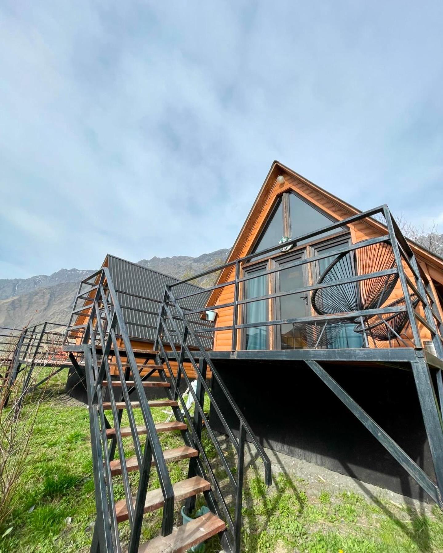 Kazbegi Kuro Cottages Luaran gambar