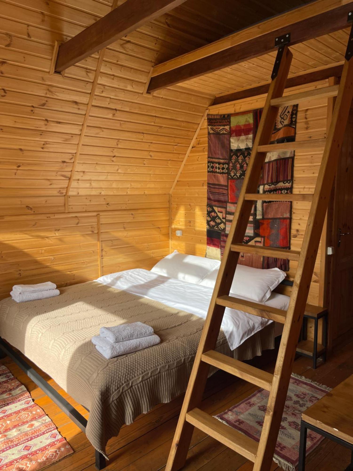 Kazbegi Kuro Cottages Luaran gambar