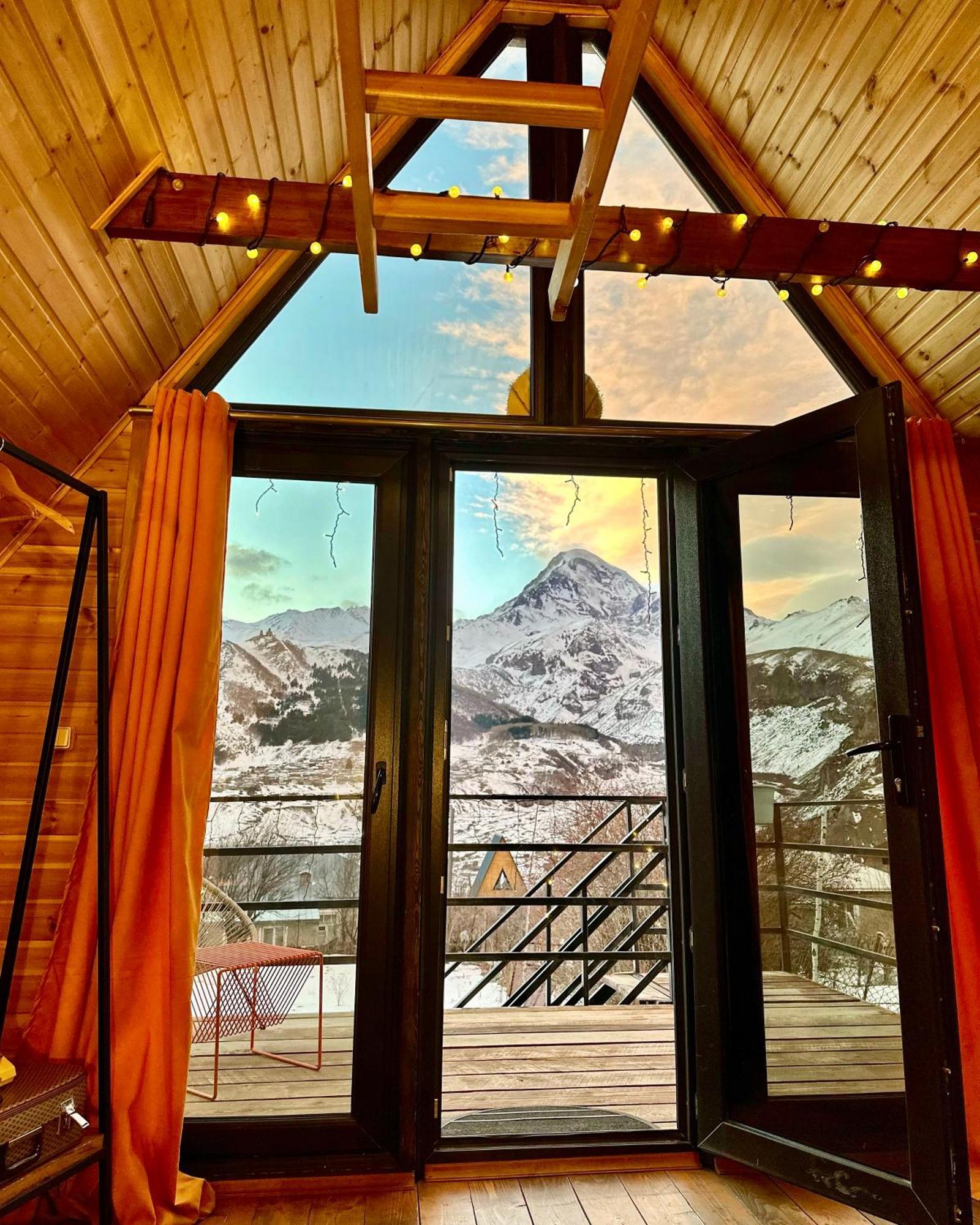 Kazbegi Kuro Cottages Luaran gambar